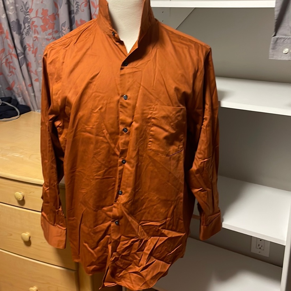 VanHeusen, Reg Fit, Lux Sateen, 16 1/2 32/33, No Iron, Dress Button Down Shirt